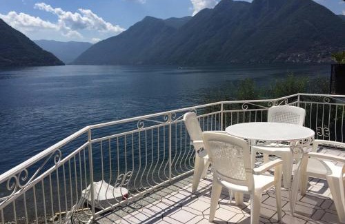 Colonno Apartment | Wonderful apartment on lakeside