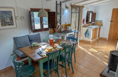 Rasquera House | Wonderful comfortable finca in the Burga valley