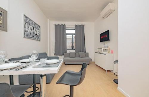 Segnano Apartment | Wonderful Home - Isola District