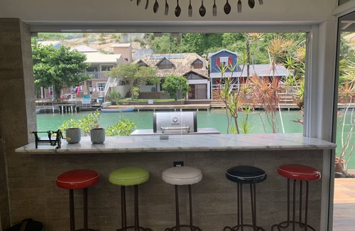 Barra da Lagoa House | Wonderful house by the canal