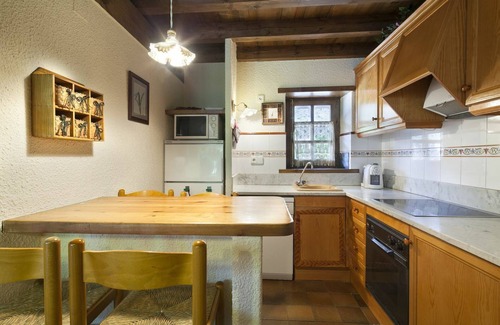 Escunhau House | Wonderful little house in the Aran Valley
