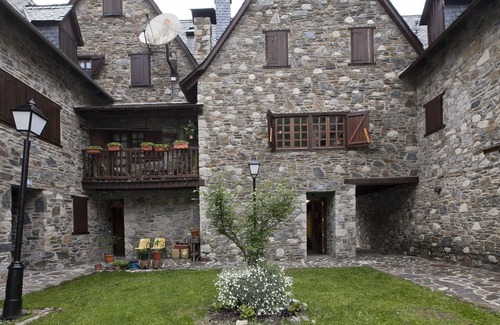 Escunhau House | Wonderful little house in the Aran Valley