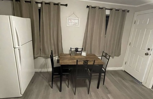 Norwich Apartment | Wonderful new cozy 3 bedroom min from the casino