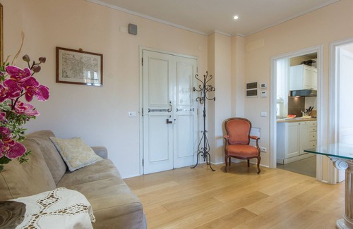 Sant' Ambrogio Apartment | Wonderful new suite with lift , terrace and view 200metres from Duomo square