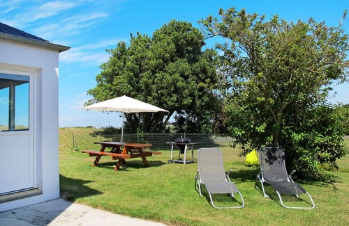 Plounevez-Lochrist House | Wonderful private villa for 6 people with WIFI, TV and parking