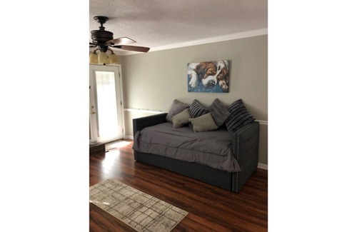 Warner Robins House | Wonderful Pet Friendly Townhouse !!!