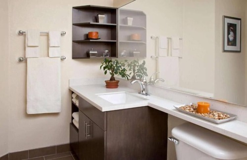 Somerset House | Wonderful Place To Stay! Spacious unit to relax. Near Airports