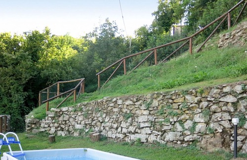Piazza al Serchio House | Wonderful private villa for 4 people with WIFI, private pool, TV, balcony, pets allowed and park...