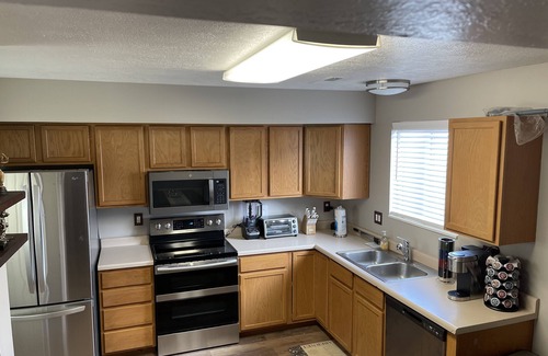 Clearfield House | Wonderful PRIVATE RENOVATED Townhome 2 bed & 2 bath