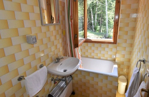 Pellizzano House | Wonderful private villa for 3 people with TV, pets allowed and parking