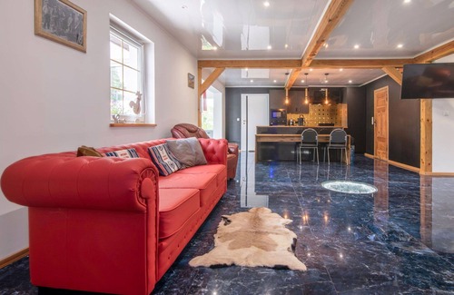 gmina Dobra House | Wonderful private villa for 10 people with private pool, WIFI, TV, terrace, pets allowed and par.