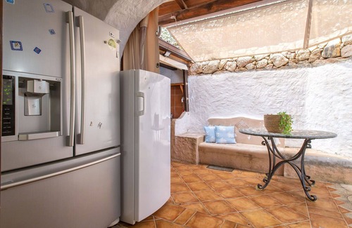 La Conia Villa | Wonderful private villa for 8 people with A/C, WIFI, TV, patio, pets allowed and parking