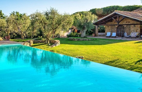 Capalbio Villa | Wonderful private villa with private pool, hot tub, A/C, WIFI, TV, patio, panoramic view and par...