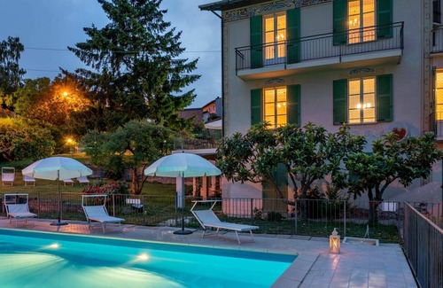 La Morra Villa | Wonderful private villa for 8 people with private pool, WIFI, TV and patio