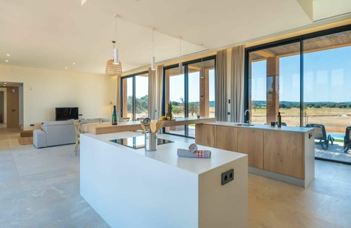 Sencelles Villa | Wonderful private villa with WIFI, private pool, A/C, TV, patio, panoramic view and parking