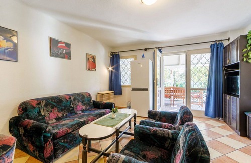 Balatonfenyves House | Wonderful private villa for 6 people with WIFI, TV, patio and parking