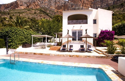 Ermita Villa | Wonderful private villa for 4 guests with private pool, WIFI, A/C, TV, terrace and parking