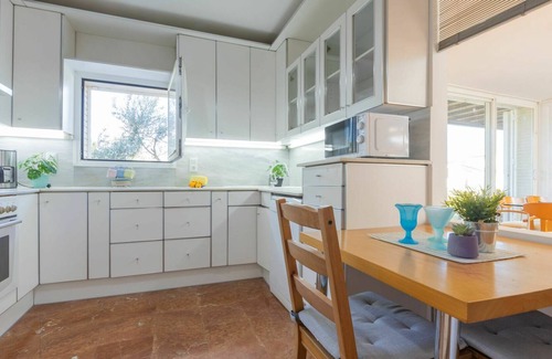 L'Ampolla House | Wonderful private villa for 10 people with private pool, WIFI, TV, terrace and pets allowed