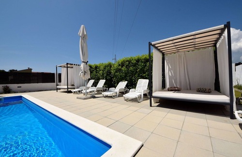 Kastel Sucurac House | Wonderful private villa for 10 people with A/C, private pool, WIFI, TV and terrace