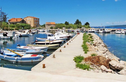 Dobropoljana House | Wonderful private villa for 7 guests with private pool, TV, terrace and parking