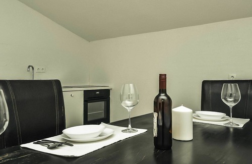 Suhovare House | Wonderful private villa with private pool, WIFI, A/C, TV, terrace, pets allowed and panoramic view