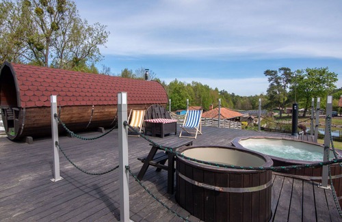 Grunwald House | Wonderful private villa with hot tub, WIFI, TV, terrace, pets allowed, panoramic view and parking