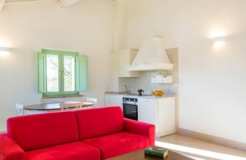 Marsciano Villa | Wonderful property consisting of a main villa and 2 dependances with private infinity pool, gard...