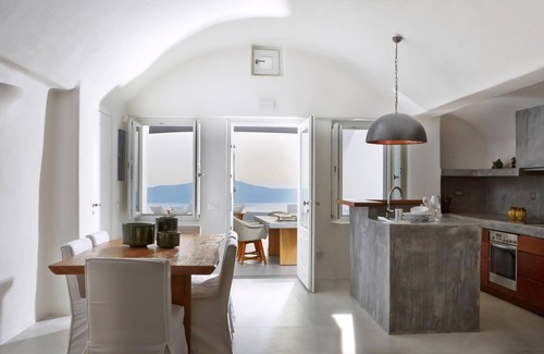 Firostefani Villa | Wonderful Santorini Villa | 3 Bedrooms | Aura Villa | Private Infinity Pool &.