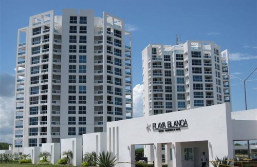 Rio Hato Condo | Wonderful scenic views of the Oceanside.2 Bedroom Condo in Playa Blanca, Panama