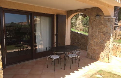 Porto Pino Apartment | Wonderful three-room apartment in villa with Air Conditioning