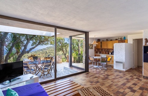 Cap Benat House | Wonderful villa for 6 people with WIFI, TV, terrace and parking