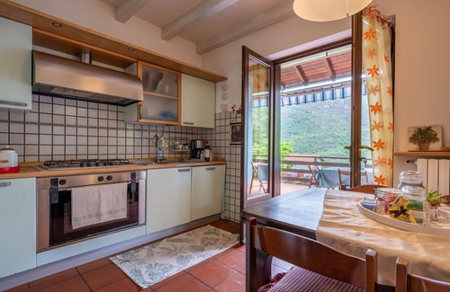 Casale Corte Cerro House | Wonderful villa for 4 people with WIFI, TV, terrace, pets allowed and parking