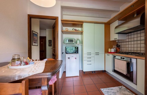 Casale Corte Cerro House | Wonderful villa for 4 people with WIFI, TV, terrace, pets allowed and parking