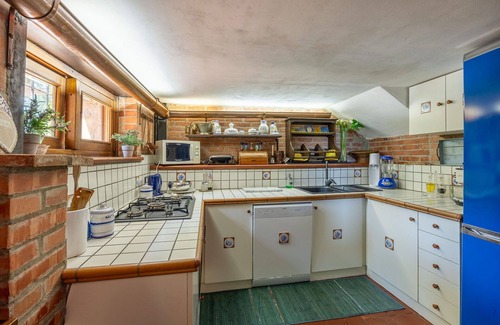 Massa e Cozzile Villa | Wonderful villa with private pool, A/C, WIFI, TV, patio, pets allowed, panoramic view and parking