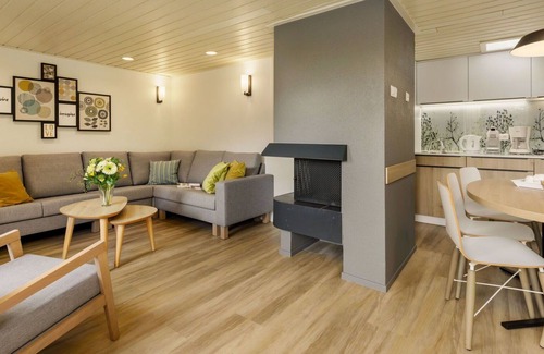 Zeewolde House | Wonderful villa for 6 people with WIFI, pool, TV, terrace and parking