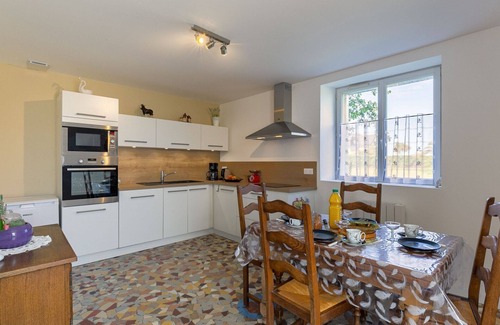 Plouescat House | Wonderful villa for 4 guests with WIFI, TV, pets allowed and parking