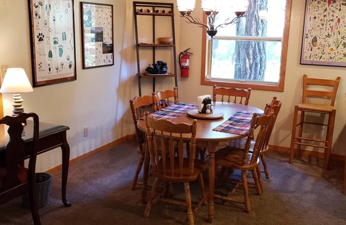 Timberland Cabin | Wonderful Westshore Family Vacation Cabin