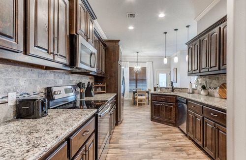 Midwest City House | Wonderful Windmill Farms: Where Every Stay Feels Like Coming Home