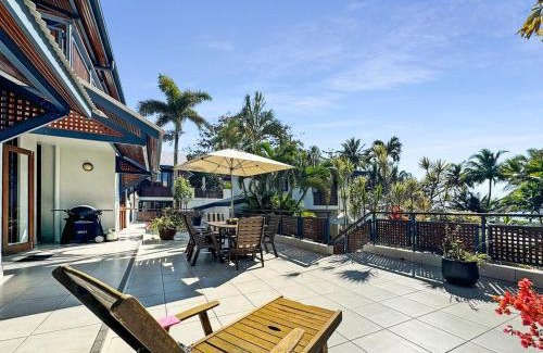 Wongaling Beach Apartment | Wongalinga Beachfront Apt 3