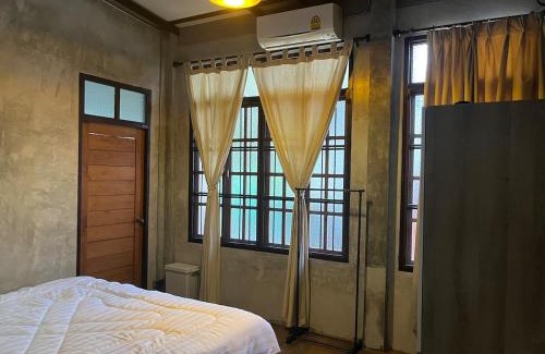 Saraphi House | Wongtawan House