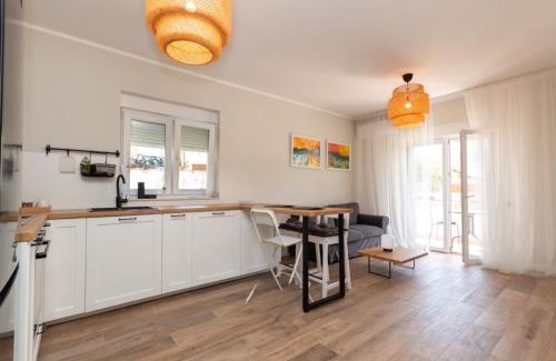 Denovici Apartment | Wontery Apartment near PortoNovi