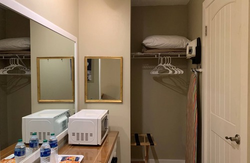 Jasper Hotel | Woodbridge Inn & Tavern