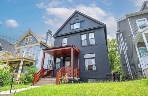 Cincinnati House | Woodburn Villa by Blackhouse