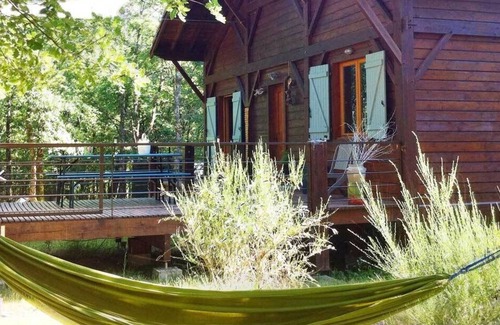 Belaye House | Wooden holiday home in the heart of an oak forest