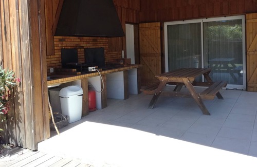 Taussat House | Wooden house in calm and restful environment