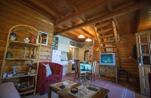 Cetinje House | Wooden house Stevan (near National Park Lovćen)