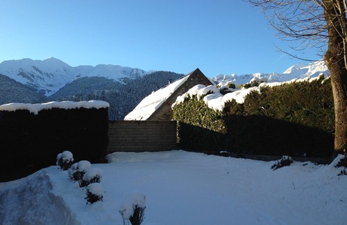 Garin Ski Chalet | Wooden hut in the heart of the Pyrenees