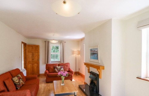 Kenmare House | WOODLAND COTTAGES, family friendly in Kenmare, County Kerry