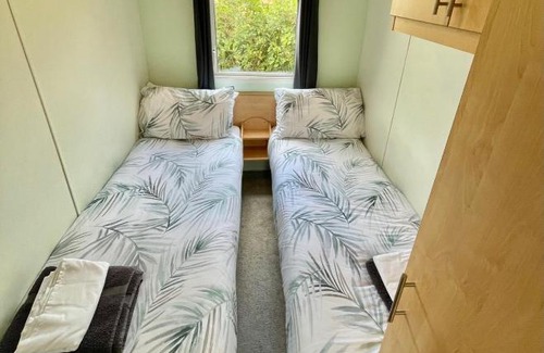 Aston on Trent Ski Chalet | Woodland Forge Lodge