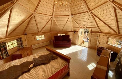 Inverurie Apartment | Woodland Lodge Mither Tap
